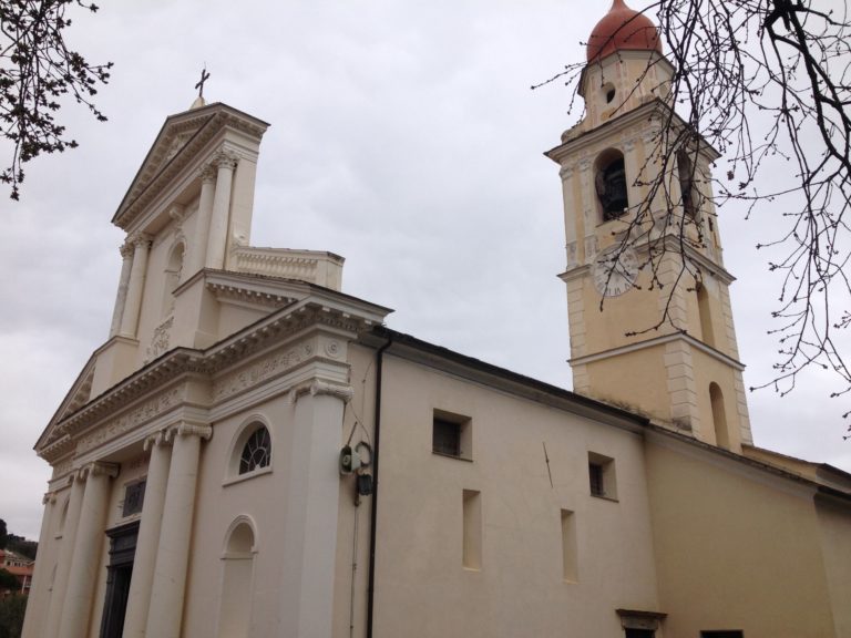 santuario-nostra-signora-esterno-768x576